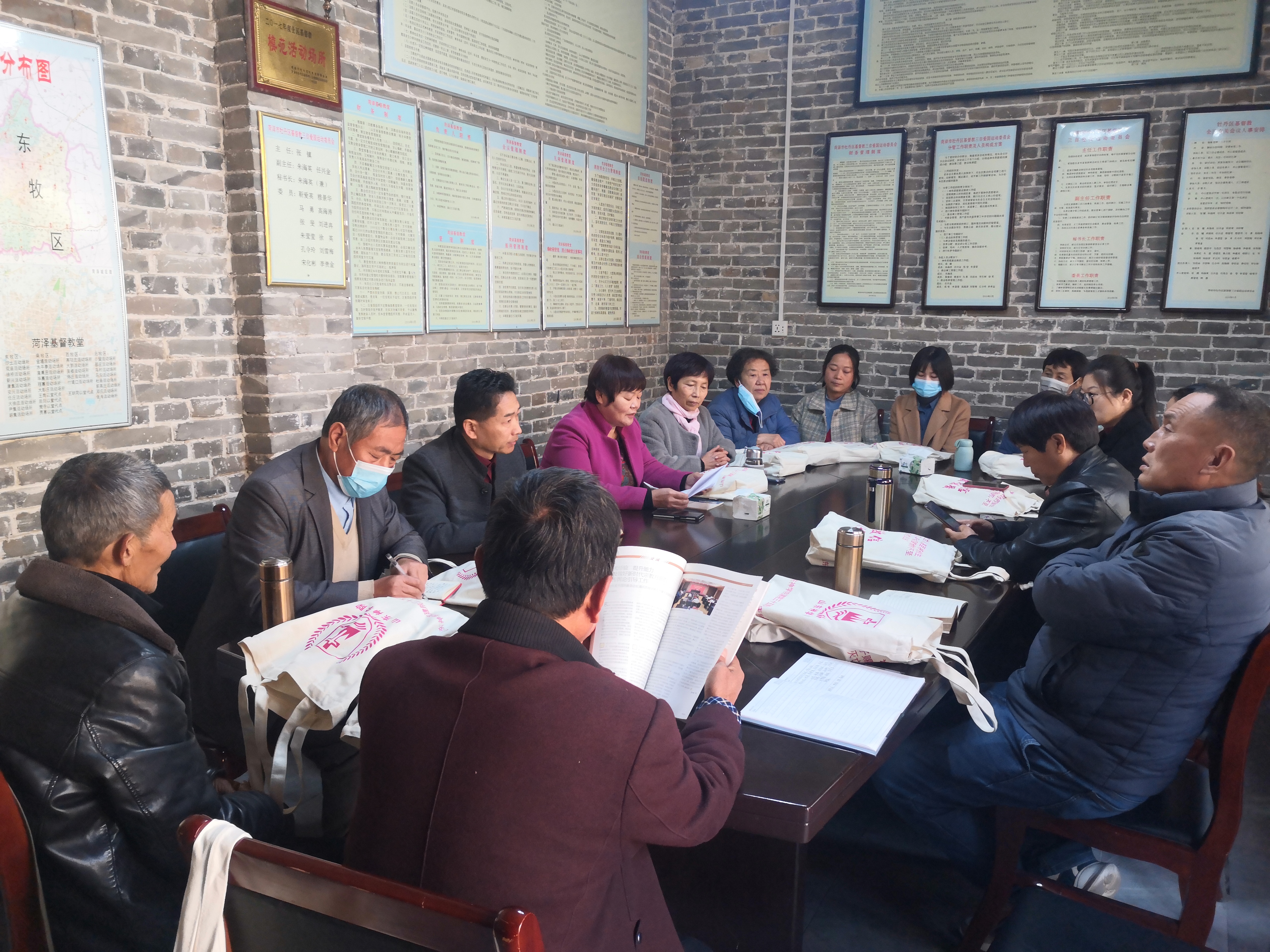 认真学习贯彻“中共二十大会议精神”，坚持基督教中国化